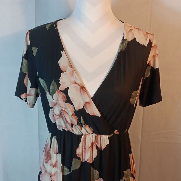 Lux & Co. Floral High Low Maxi Dress - Picture 2 of 8